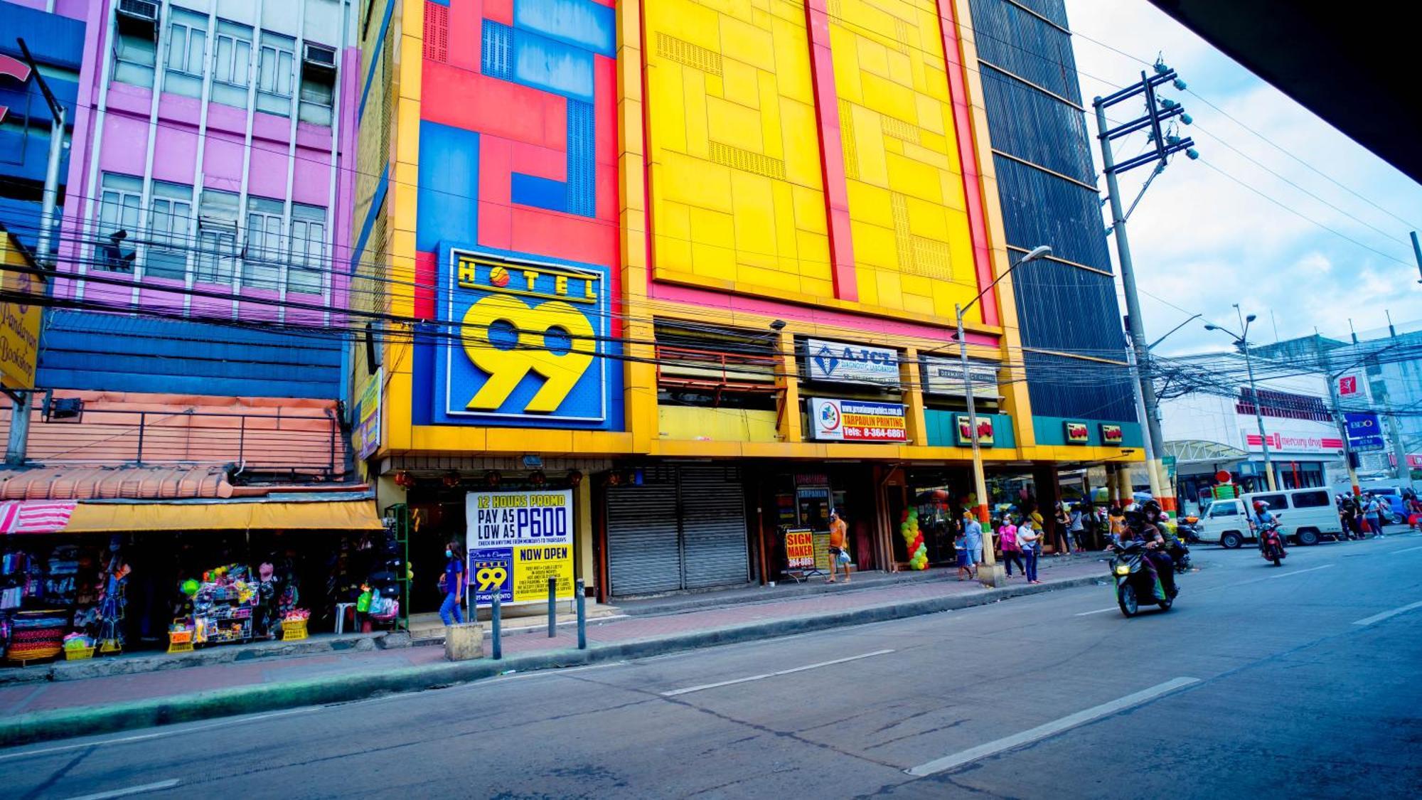 99 Monumento Hotel Caloocan