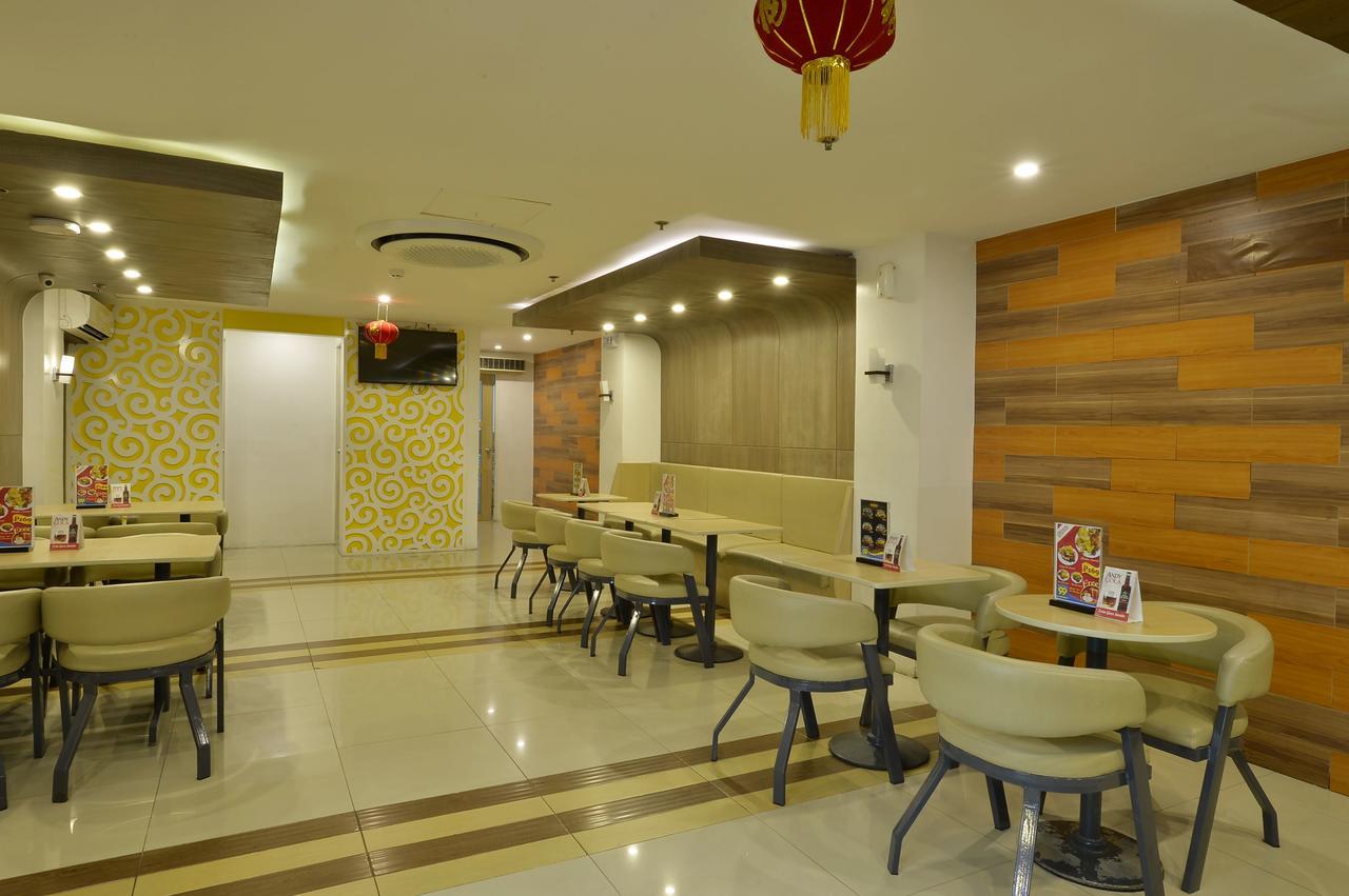 99 Monumento Hotel 2*